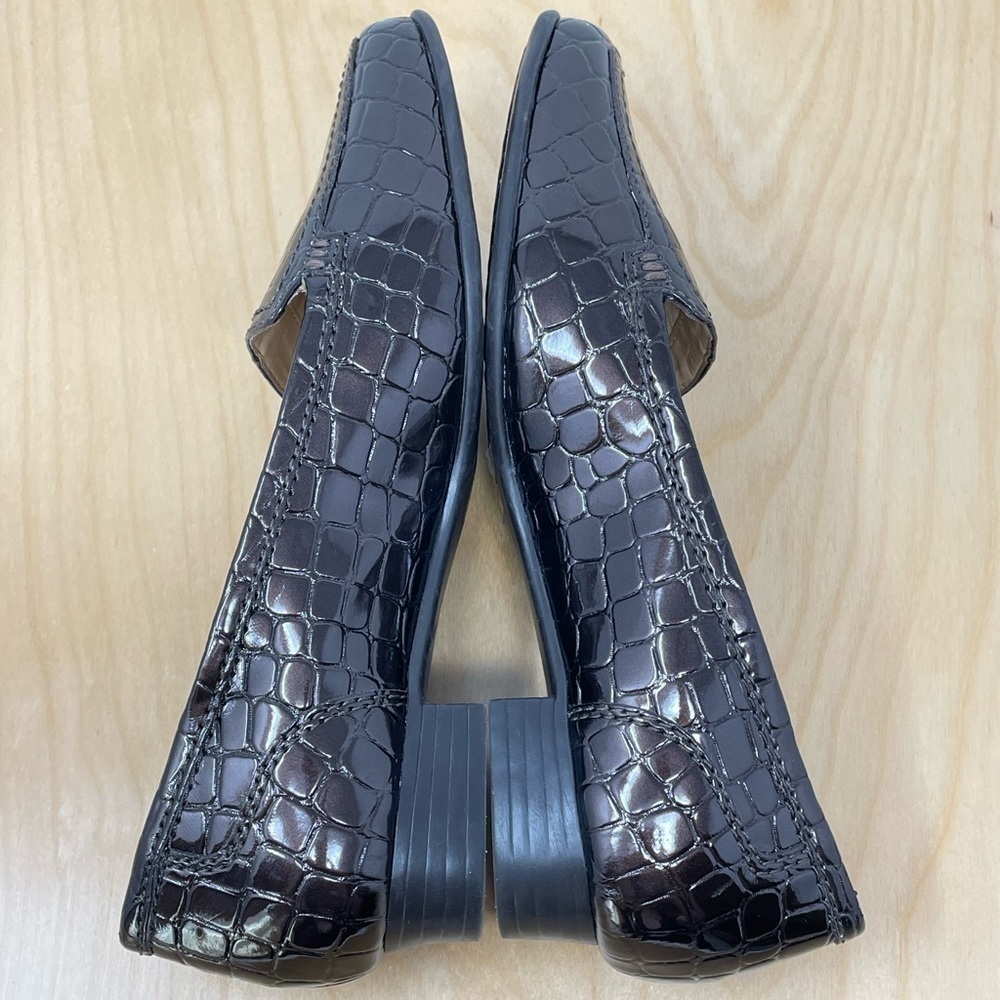 Michelle D Vegan Leather Crocodile Embossed Black Loafers Size 8.5 - Picture 7 of 9